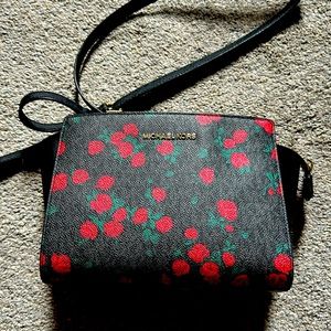 Micheal Kors Rose Print Purse